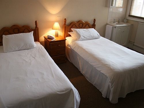The Kings Arms Hotel Swindon Kültér fotó